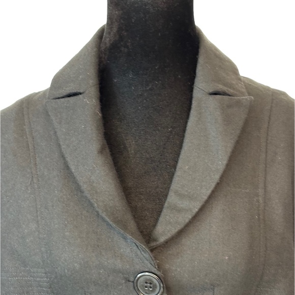 Gracia Black Short Sleeve Jacket - Picture 3 of 9